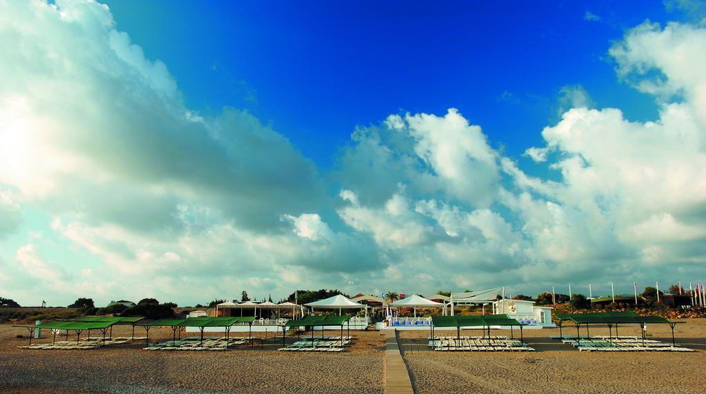 Aska Costa Holiday Club Side Exterior photo
